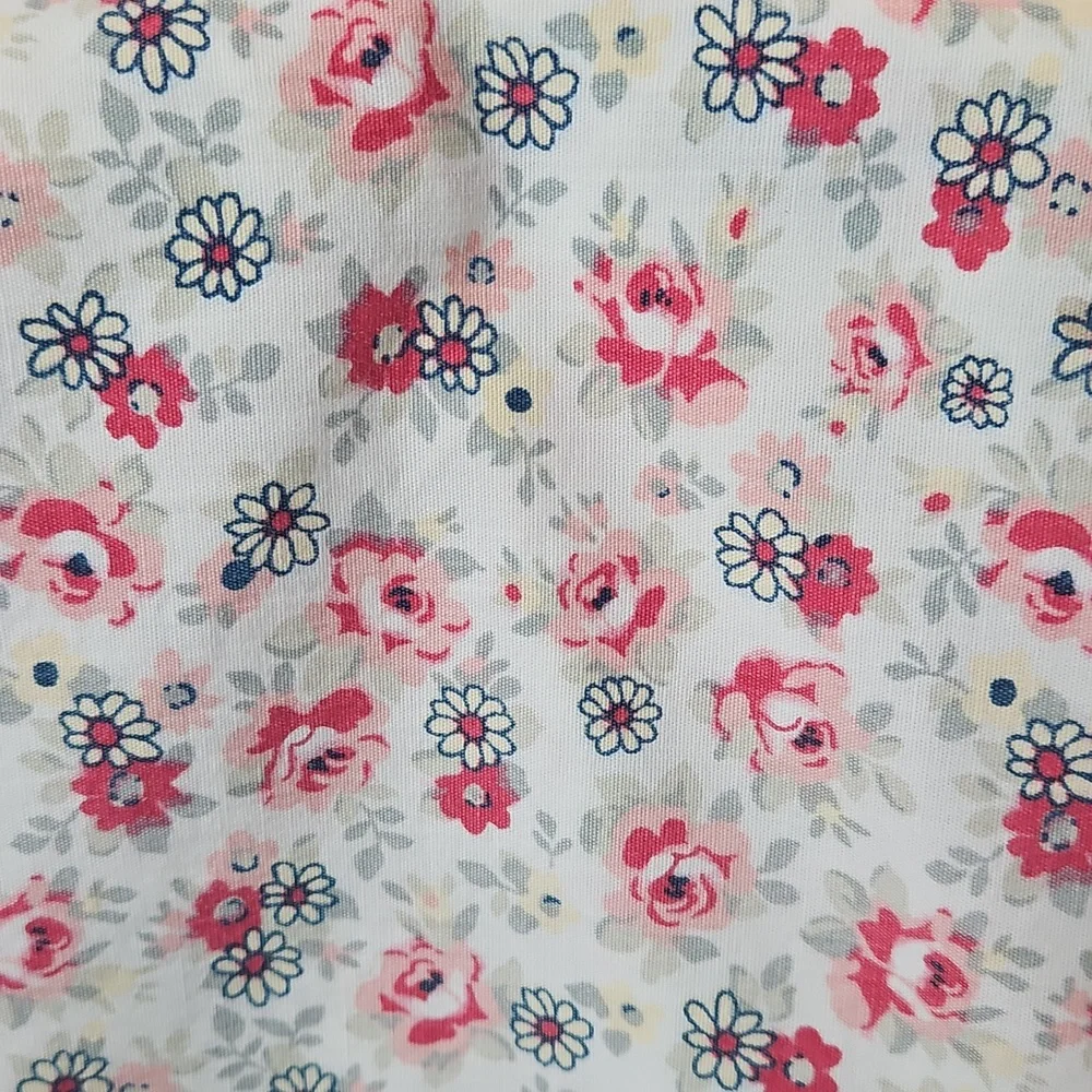 Wamsutta Vintage Floral Pinks Red Cottagecore Cotton Standard Pillow Shams